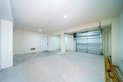 2202 31st Street, Galveston, TX 77550 - Photo 32