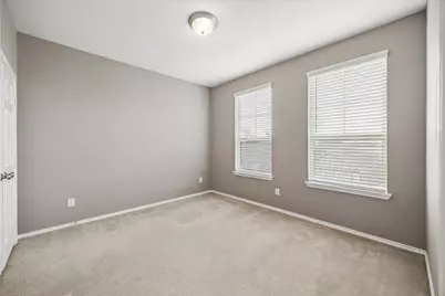 8612 Cedardale Park Drive, Houston, TX 77063 - Photo 10