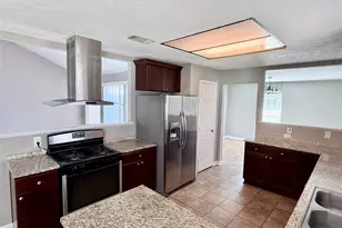 15914 Mill Hollow Dr, Houston, TX 77084 - Photo 12