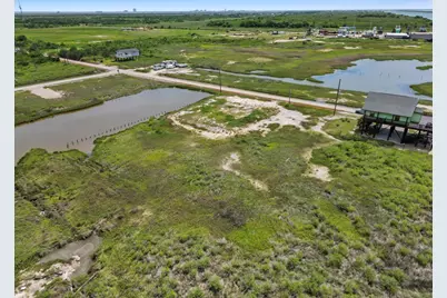3307 Sailfish, Port Bolivar, TX 77650 - Photo 6