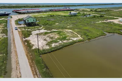 3307 Sailfish, Port Bolivar, TX 77650 - Photo 8