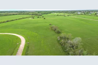 504 Brahman Trail, Angleton, TX 77515 - Photo 4