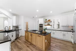 3 Graylin Woods Pl, The Woodlands, TX 77382 - Photo 12