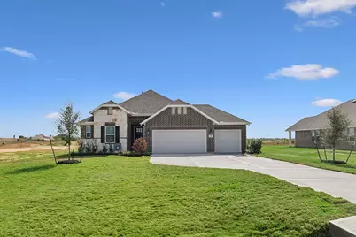 318 Cobb Court, Sealy, TX 77474 - Photo 1