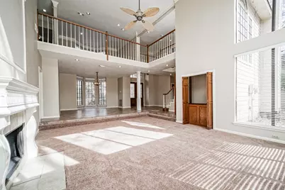 67 N Skyflower Court, The Woodlands, TX 77381 - Photo 6