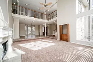 67 N Skyflower Ct, The Woodlands, TX 77381 - Photo 6