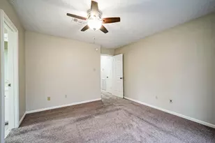 67 N Skyflower Ct, The Woodlands, TX 77381 - Photo 38