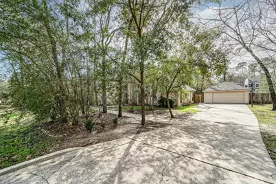 67 N Skyflower Court, The Woodlands, TX 77381 - Photo 2