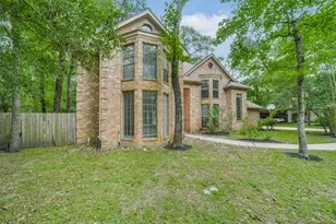 67 N Skyflower Ct, Spring, TX 77381 - Photo 2