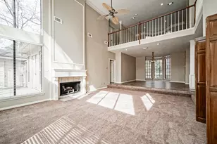 67 N Skyflower Ct, Spring, TX 77381 - Photo 10