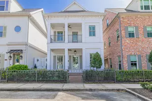 247 Green Blvd, Shenandoah, TX 77384 - Photo 1