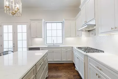 247 Green Boulevard, Shenandoah, TX 77384 - Photo 12