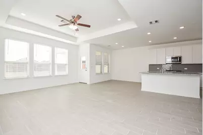 8106 Royal Palm Court, Fulshear, TX 77441 - Photo 10