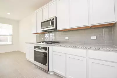 8106 Royal Palm Court, Fulshear, TX 77441 - Photo 14