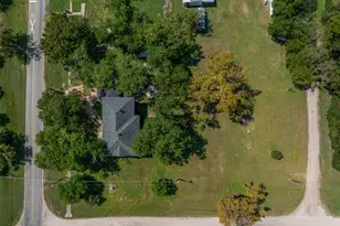 1008 Railroad, Thornton, TX 76687 - Photo 12