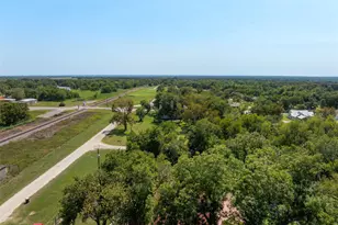 1008 Railroad, Thornton, TX 76687 - Photo 14