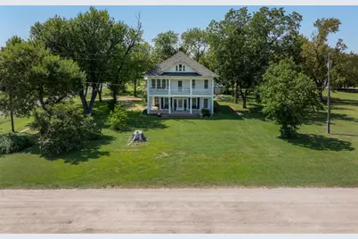 1008 Railroad, Thornton, TX 76687 - Photo 16