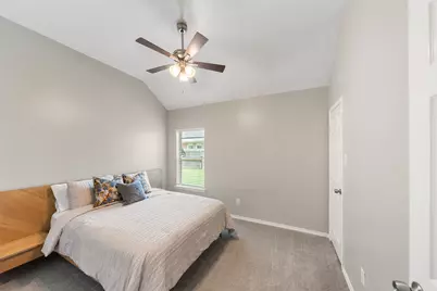 3806 Vinecrest Drive, Pearland, TX 77584 - Photo 20