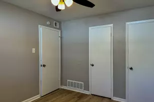 2102 5th Ave N, Texas City, TX 77590 - Photo 10