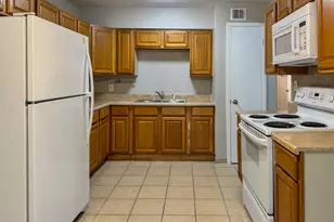 2102 5th Ave N, Texas City, TX 77590 - Photo 4