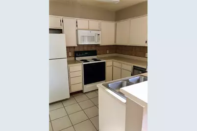 2611 Grants Lake Boulevard #205, Sugar Land, TX 77479 - Photo 6