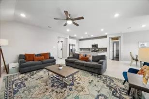 7614 Water Glen Ln, Manvel, TX 77578 - Photo 4