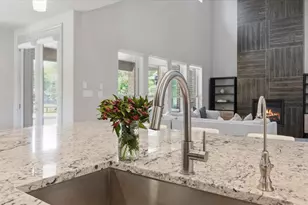19 Gracenote Pl, Tomball, TX 77375 - Photo 12