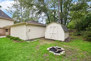 3319 Redwood Lodge Dr, Kingwood, TX 77339 - Photo 34