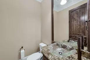 9120 Kenilworth St, Houston, TX 77024 - Photo 22