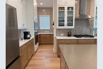 9911 Deep Water Drive, Missouri City, TX 77459 - Photo 10