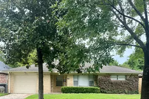 215 Bizerte St, Houston, TX 77022 - Photo 16