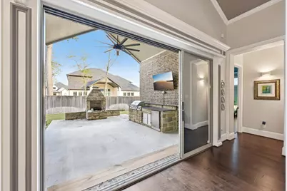 10581 Lake Palmetto Drive, Conroe, TX 77385 - Photo 12