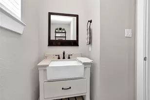 440 Flowering Lotus Ct, Conroe, TX 77318 - Photo 8