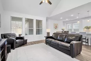 440 Flowering Lotus Ct, Conroe, TX 77318 - Photo 10