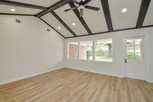 10623 Longmont Dr, Houston, TX 77042 - Photo 20