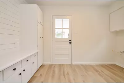 10623 Longmont Drive, Houston, TX 77042 - Photo 14