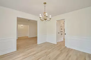 10623 Longmont Dr, Houston, TX 77042 - Photo 10