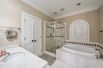 1302 Antoine Drive #A, Houston, TX 77055 - Photo 14