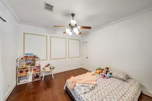 1302 Antoine Dr, Houston, TX 77055 - Photo 16
