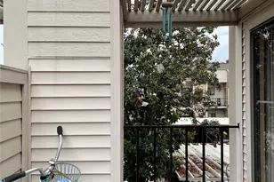 10130 Waterstone Dr, Houston, TX 77042 - Photo 2