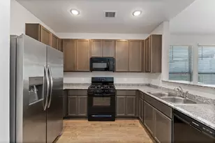 25587 Blossom Ct, Montgomery, TX 77316 - Photo 12