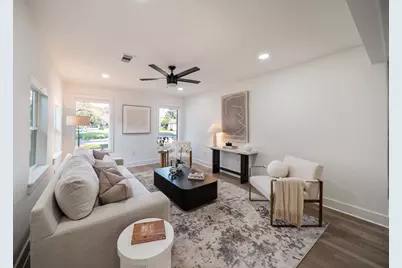 2501 Briarhurst Drive, Houston, TX 77057 - Photo 10