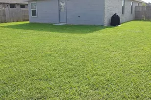 9018 Burnet Bay Ct, Baytown, TX 77521 - Photo 20