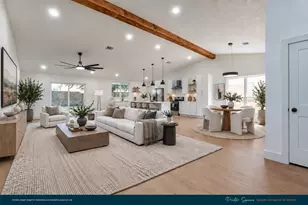 9002 Enchanted Forest Dr, Houston, TX 77088 - Photo 8