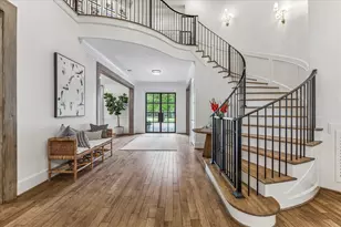 11921 Knippwood Ln, Houston, TX 77024 - Photo 2