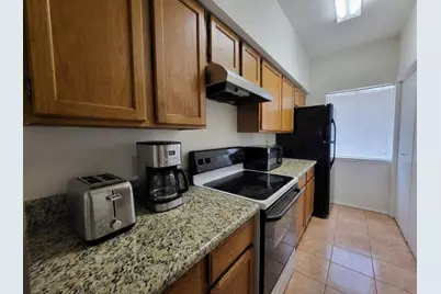 7649 Cambridge Street #7649, Houston, TX 77054 - Photo 8