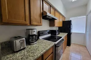 7649 Cambridge St, Houston, TX 77054 - Photo 8