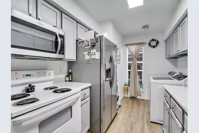 3100 Jeanetta Street #905, Houston, TX 77063 - Photo 8