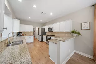 18222 Walden Forest Dr, Humble, TX 77346 - Photo 4