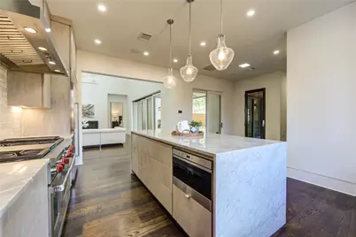 5202 Chesapeake Way, Houston, TX 77056 - Photo 12